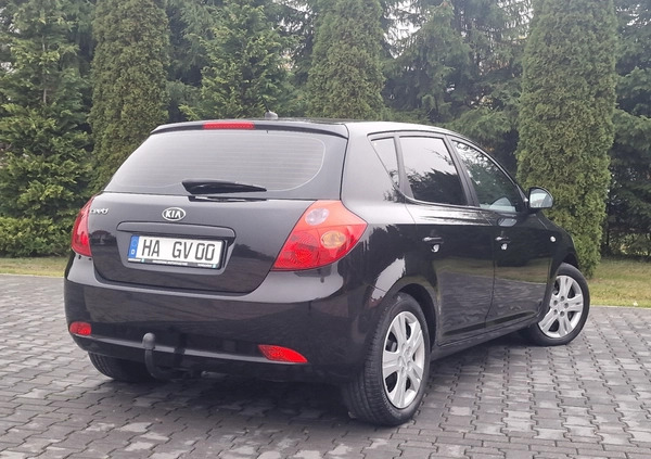 Kia Ceed cena 17999 przebieg: 200000, rok produkcji 2008 z Gostynin małe 407